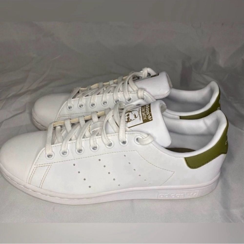Men’s Stan Smith Adidas Size 7